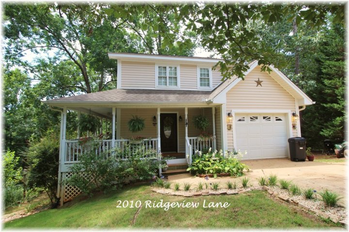 2010 Ridgeview Lane sold home in Ridgeview, Seneca, SC
