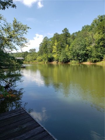 0 Horseshoe Bend Drive sold home in Horseshoe Bend, Westminster, SC