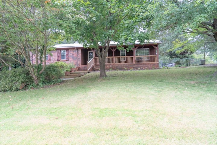 105 Blue Ridge Road sold home in Smokey Mtn View, Clemson, SC
