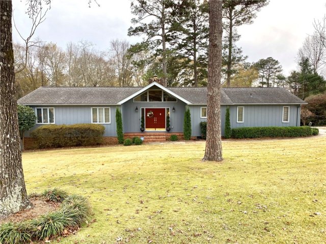 600 Westminster Drive sold home in Forest Hills, Pendleton, SC