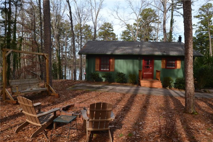 591 Imperial Drive sold home in Shady Shores, Martin, GA