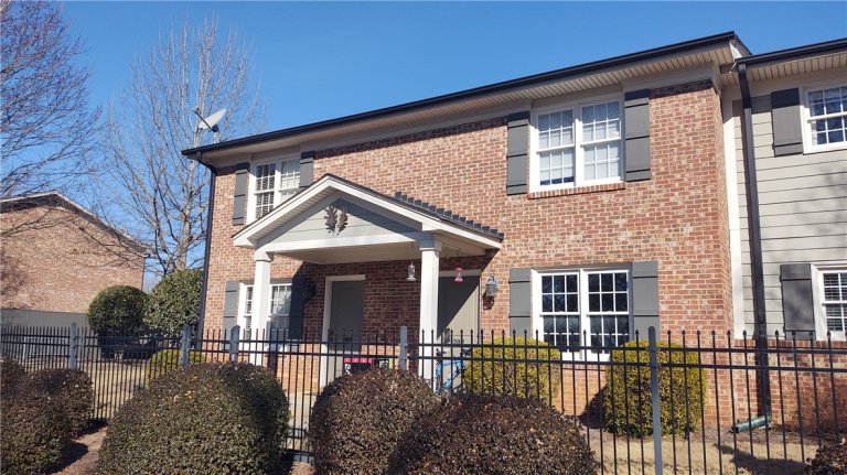 209 Calhoun Street 201 sold home in Oakledge, Clemson, SC