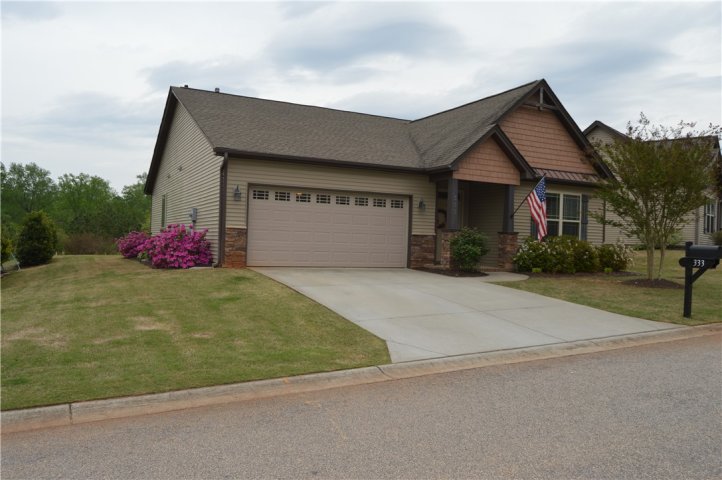 333 S. Stonegate Drive sold home in Stonegate, Seneca, SC