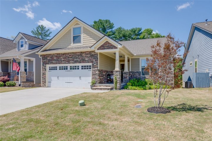 223 Henrydale Drive sold home in Benton Park, Easley, SC