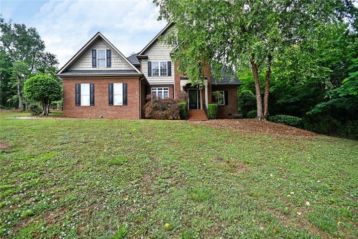 310 Montague Drive sold home in Montague Lakes, Easley, SC