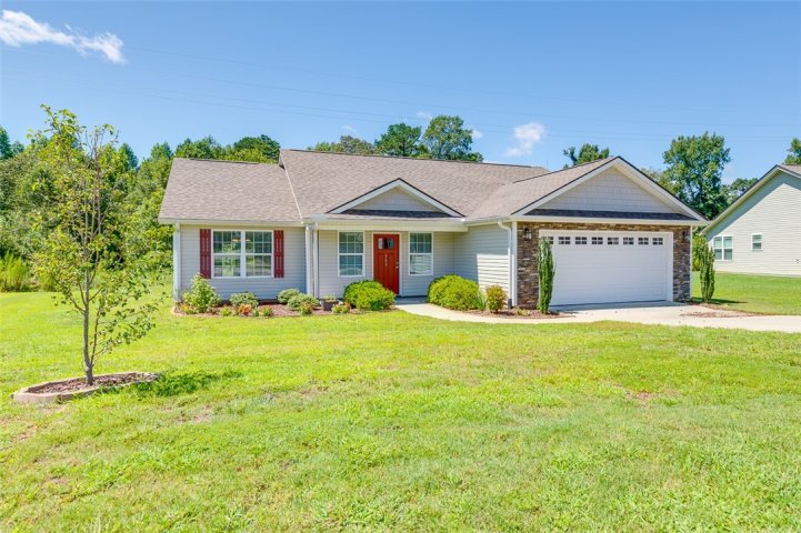 161 Madison Pointe Drive sold home in Madison Pointe, Seneca, SC