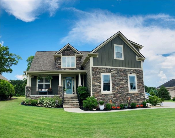 110 Fairoaks Drive sold home in Wyatts Grant, Williamston, SC