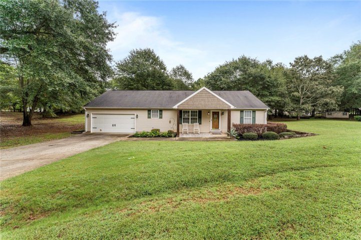 104 Pinoca Drive sold home in Sadlers Forest, Anderson, SC