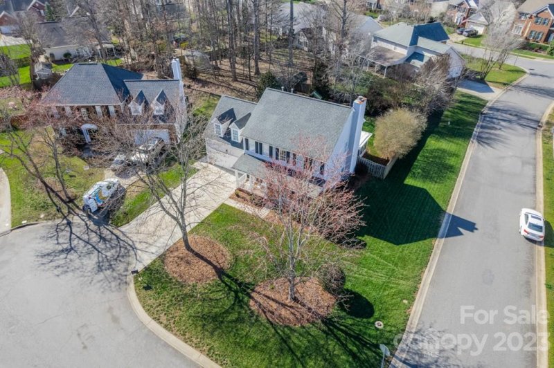 Property image 2 at 9422 Olivia Lane, Charlotte, NC 28277