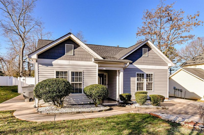 Property image 2 at 4013 Brandie Glen Road, Charlotte, NC 28269