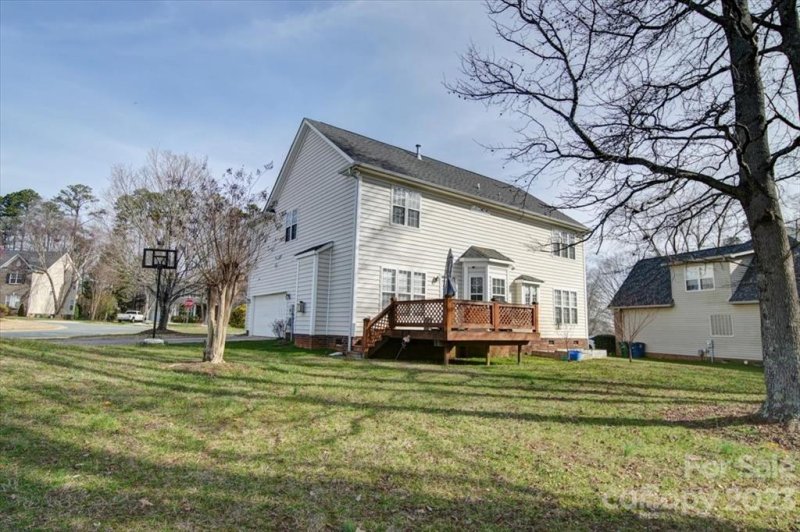 Property image 4 at 2828 Cameron Commons Way, Matthews, NC 28104