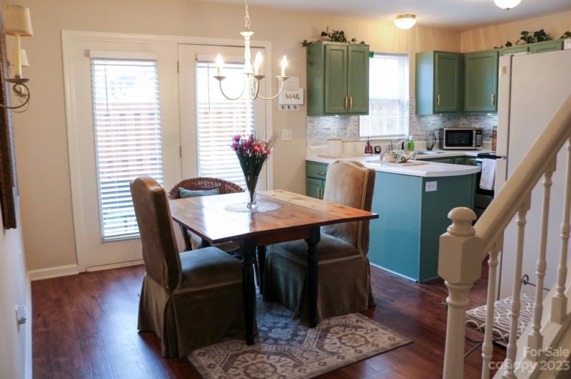 Property image 5 at 79 Wiltshire Circle, Fletcher, NC 28732