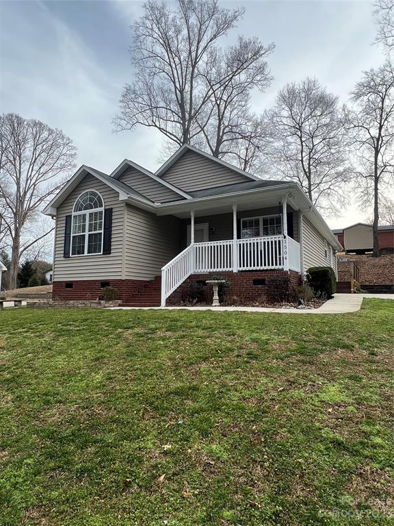 1504 Landsdowne Drive