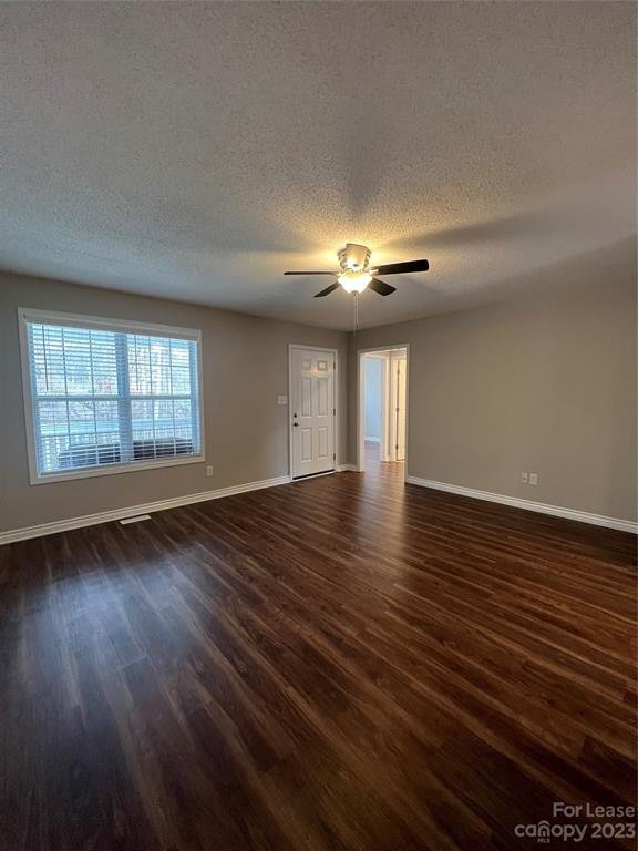 Property image 2 at 1504 Landsdowne Drive, Gastonia, NC 28054