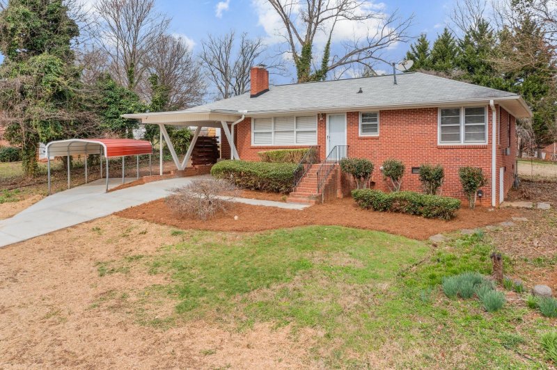 Property image 4 at 1008 Tanglewood Drive, Gastonia, NC 28054