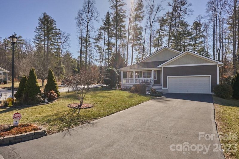 Property image 2 at 40 Fox Trot Path, Fletcher, NC 28732