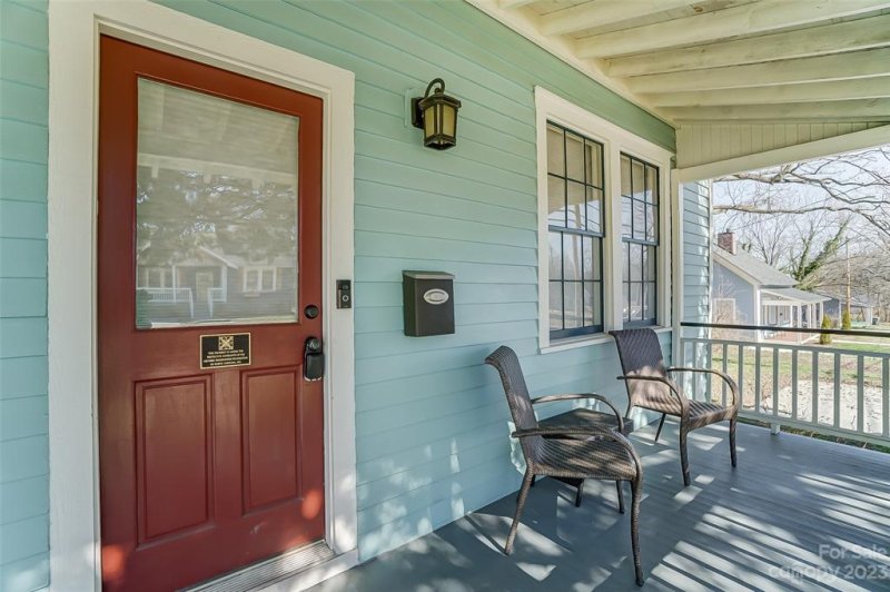 Property image 3 at 906 W Second Avenue, Gastonia, NC 28052