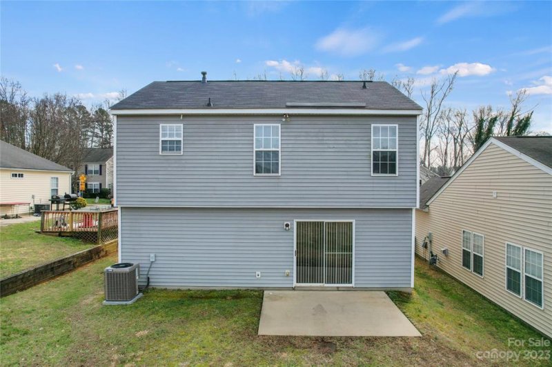 Property image 3 at 2527 Cochrane Drive, Charlotte, NC 28269