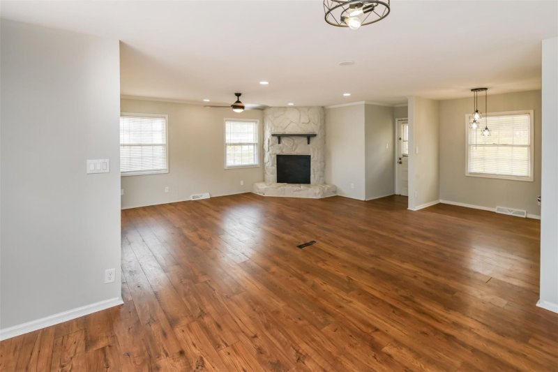 Property image 4 at 4309 Dowling Drive, Charlotte, NC 28205