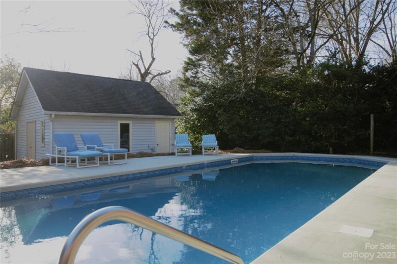 Property image 4 at 6108 Old Providence Road, Charlotte, NC 28226