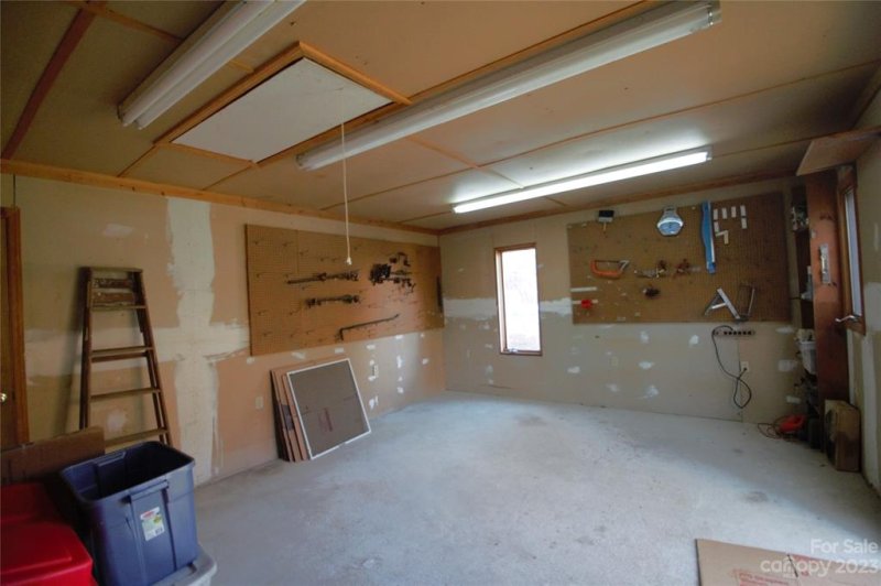 Property image 5 at 6108 Old Providence Road, Charlotte, NC 28226