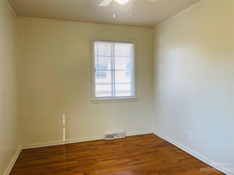 Property image 5 at 1910 Dickens Avenue, Charlotte, NC 28208