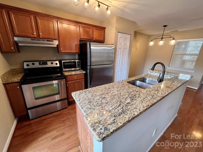 Property image 3 at 415 Mather Green Drive, Charlotte, NC 28203