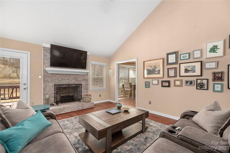 Property image 3 at 108 Steuben Drive, Huntersville, NC 28078