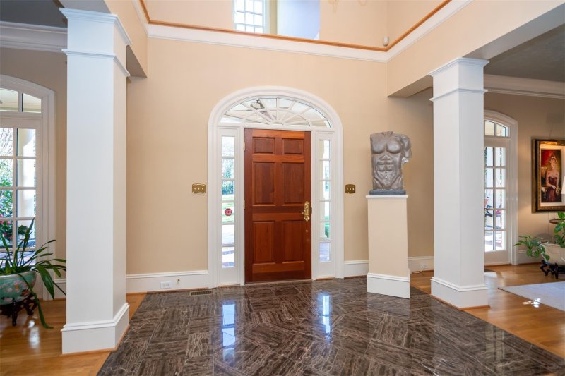 Property image 5 at 2115 Foxcroft Woods Lane, Charlotte, NC 28211