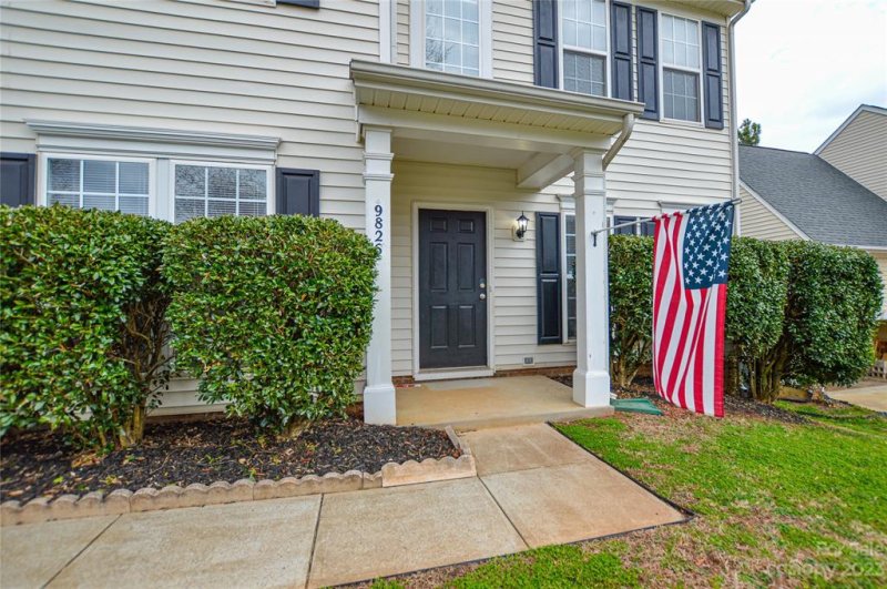 Property image 4 at 9826 Spring Park Drive, Charlotte, NC 28269