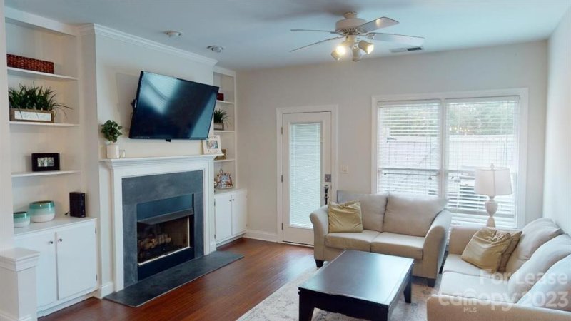 Property image 5 at 1007 Park West Drive, Charlotte, NC 28209