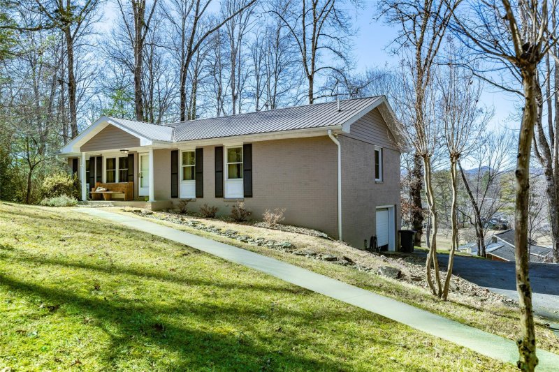 Property image 3 at 222 Timberlane Drive, Etowah, NC 28729