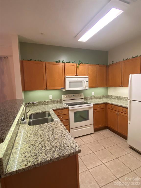 Property image 4 at 528 Appeldoorn Circle, Asheville, NC 28803