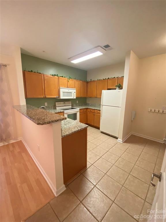 Property image 5 at 528 Appeldoorn Circle, Asheville, NC 28803