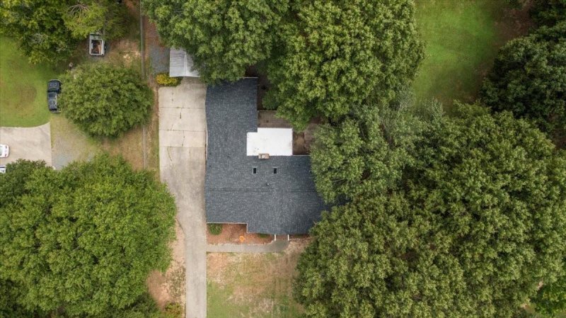 Property image 2 at 4428 Creemore Drive, Charlotte, NC 28213