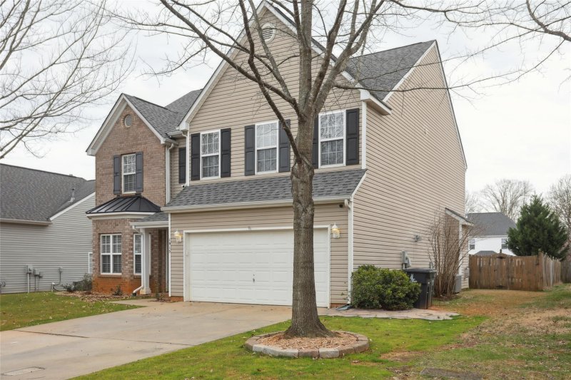 Property image 2 at 1915 Kingstree Drive, Monroe, NC 28112