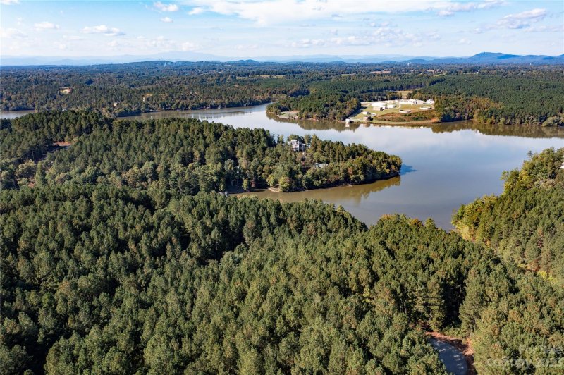 Property image 3 at 1219 Cleopatra Lane, Connelly Springs, NC 28612