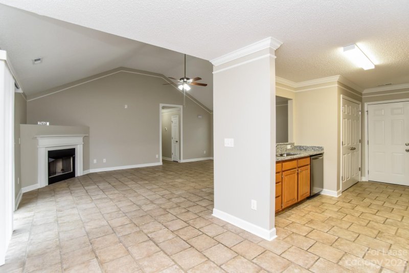 Property image 5 at 818 White Oak Lane, Matthews, NC 28104