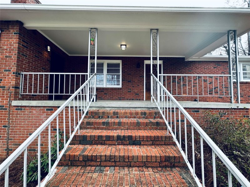 Property image 2 at 76 Bostic Place, Asheville, NC 28803