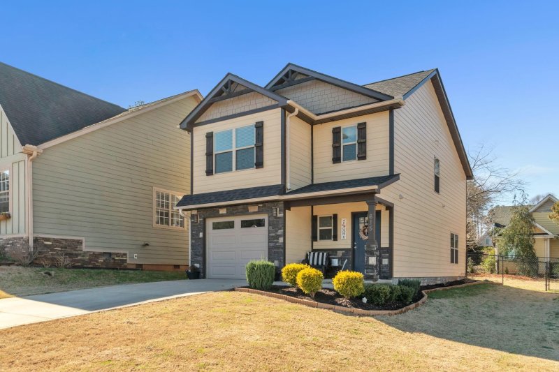 Property image 3 at 615 Hideaway Cove, Inman, SC 29349