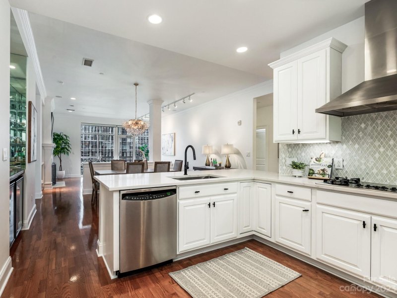 Property image 5 at 435 S Tryon Street, Charlotte, NC 28202