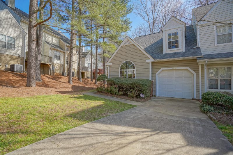Property image 2 at 5938 Prescott Court, Charlotte, NC 28269