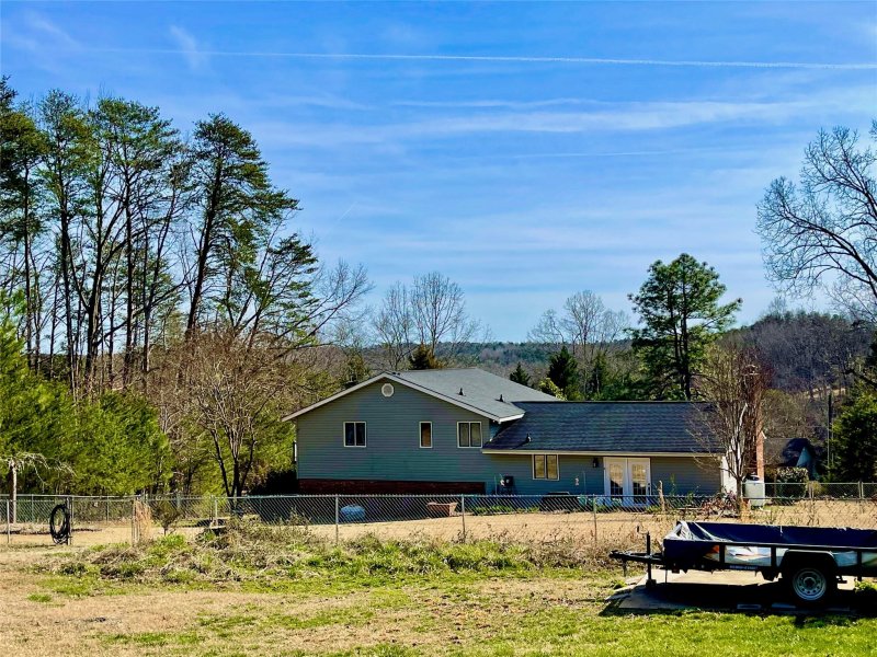 Property image 3 at 106 Timberlake Drive, Inman, SC 29349