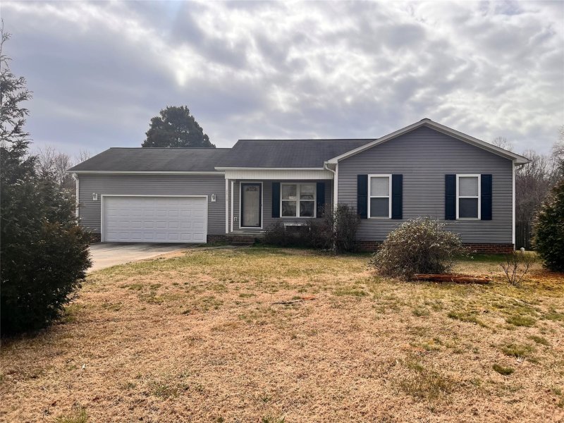 Property image 2 at 2010 Beauty Street, Statesville, NC 28625