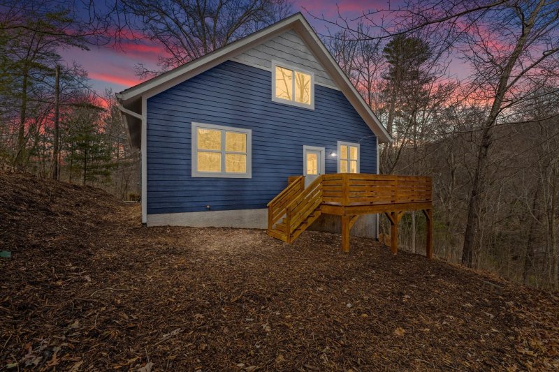 Property image 5 at 62 Three Oaks Drive, Asheville, NC 28804