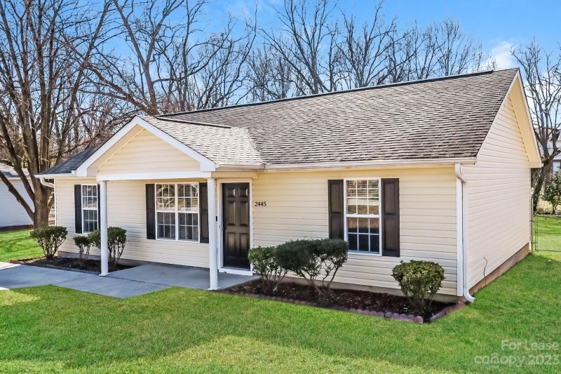 Property image 4 at 2445 Milton Avenue, Gastonia, NC 28052
