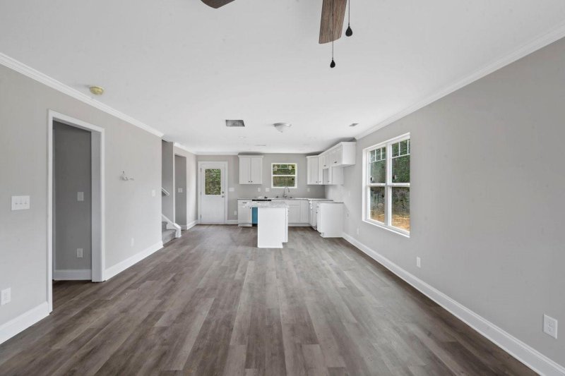 Property image 2 at 2628 Kenhill Drive, Charlotte, NC 28208