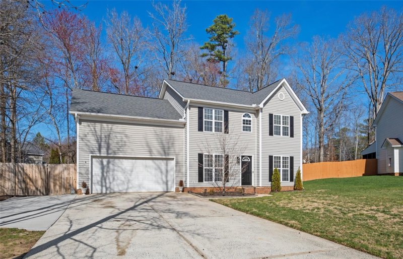 Property image 2 at 5012 Weatherly Way, Stallings, NC 28104