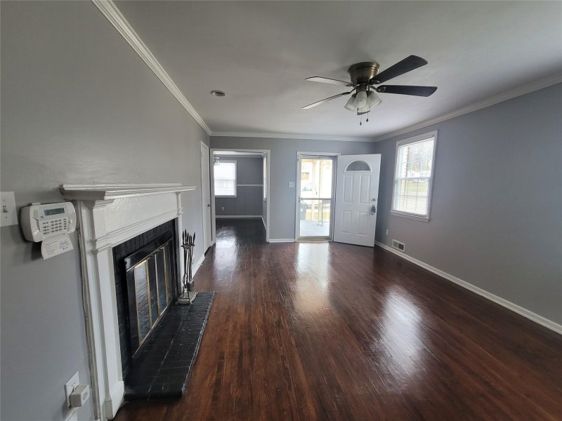 Property image 5 at 1533 Wickham Lane, Charlotte, NC 28208