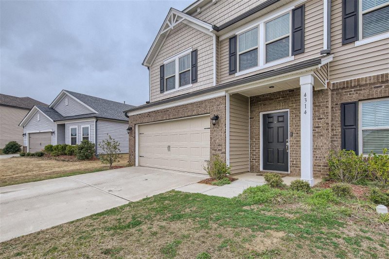 Property image 3 at 4314 Collingham Drive, Charlotte, NC 28273